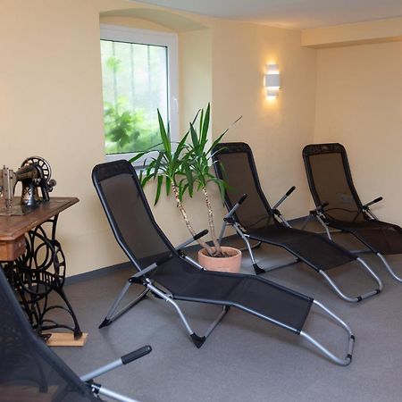 Moderne Ferienwohnung In Alter Villa Георгенталь Экстерьер фото